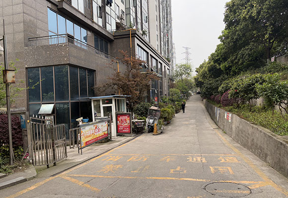 長江現代城4個車位第二次拍賣